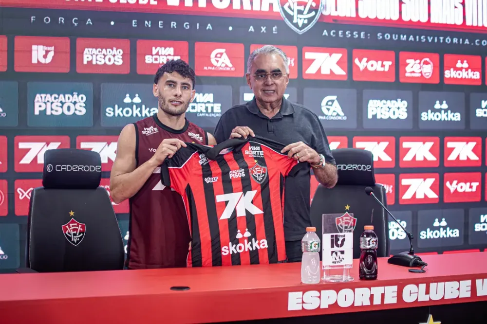 Martínez é apresentado no Vitória: “Atmosfera do Barradão convenceu”