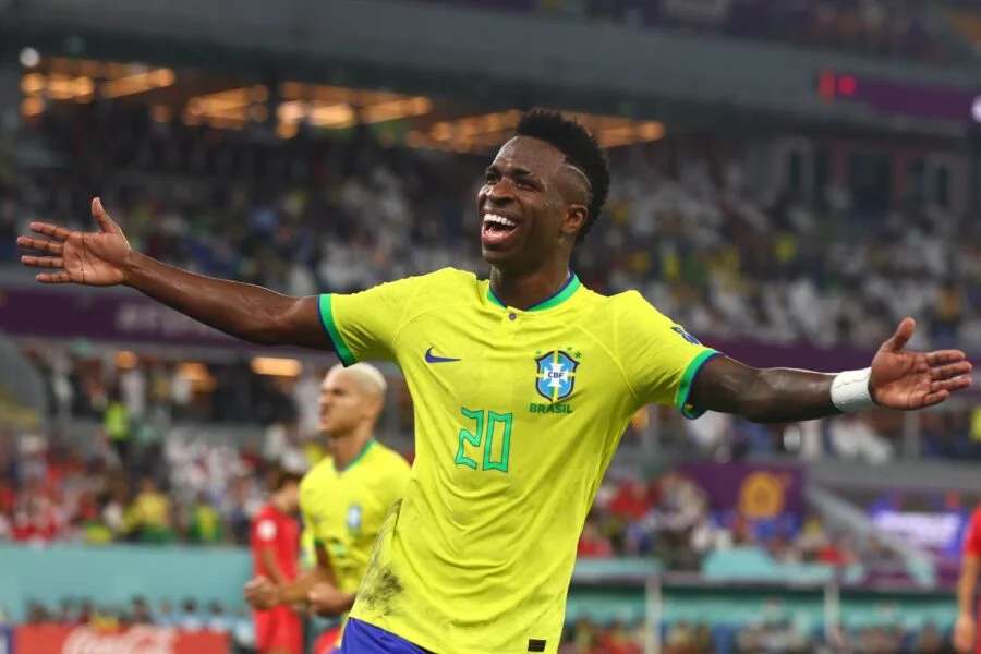 Vini Jr desabafa após denunciar caso de racismo na Champions: “Racistas são, acima de tudo, covardes”