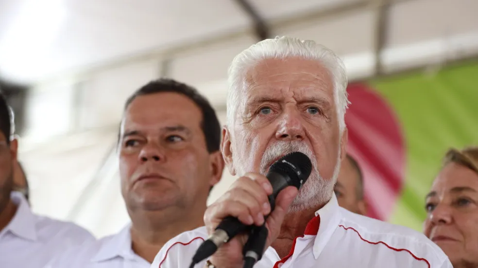 Wagner confirma chapa governista com Jerônimo e Geraldo Júnior na disputa de 2026