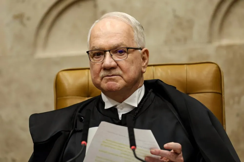Fachin arquiva ação que pedia suspeição de Toffoli no caso Master 