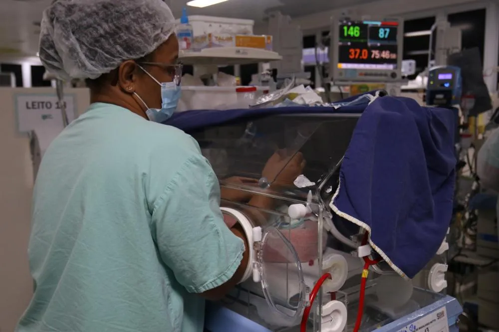 Sesab amplia estratégia contra Vírus Sincicial Respiratório e reforça proteção para bebês prematuros e crianças com comorbidades