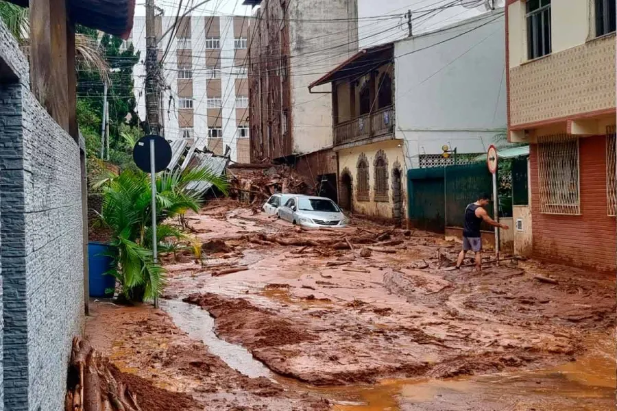 Sobe para 37 o número de mortos pelas fortes chuvas em Minas Gerais