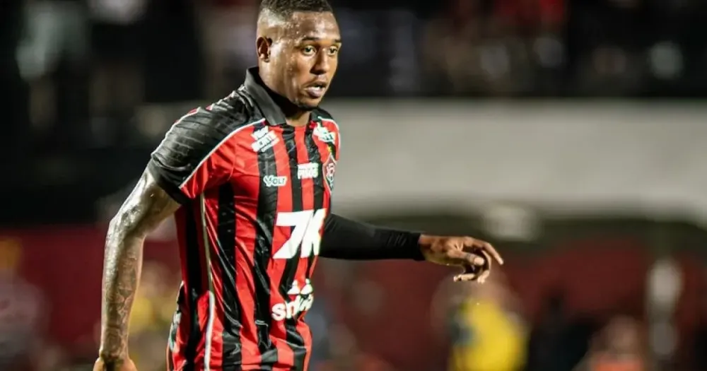 Desfalque de peso: previsão de retorno tira Dudu da reta final do Campeonato Baiano