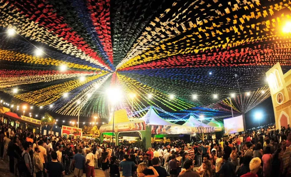 Artistas com cachês acima de R$ 700 mil podem ficar fora do São João de cidades da Bahia