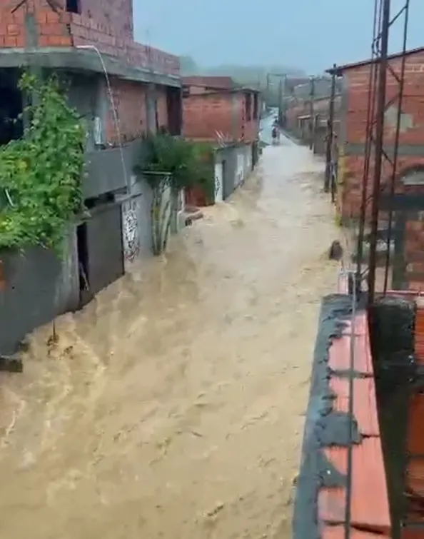 Chuva forte provoca transtornos e mobiliza Defesa Civil em Pojuca