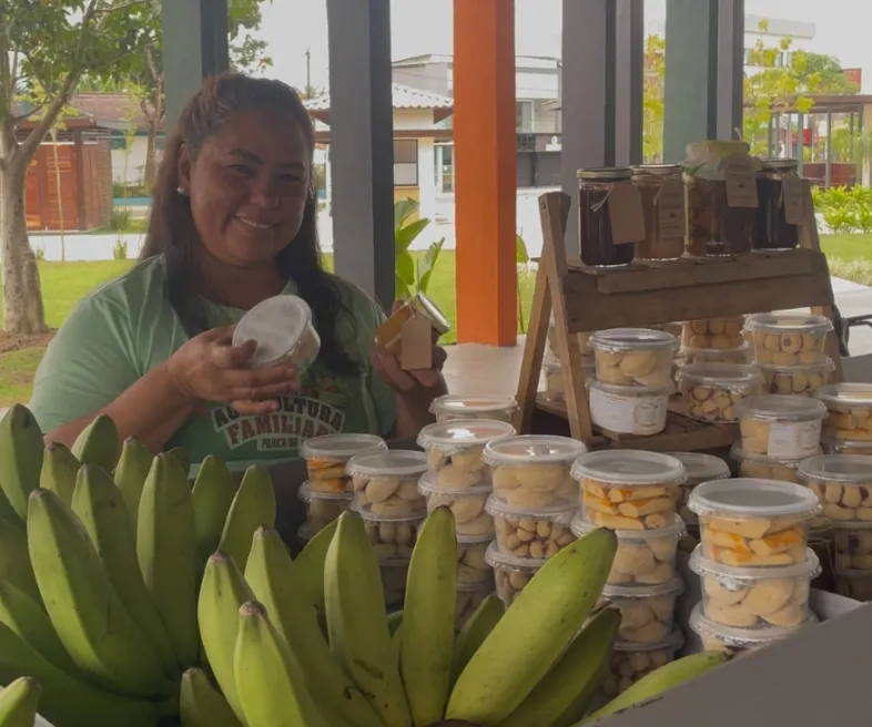 Feira da Agricultura Familiar recebe 40 novas barracas e amplia estrutura para produtores
