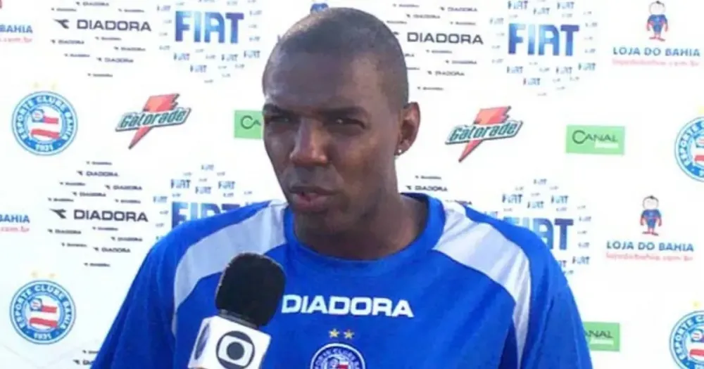 Ex-atacante do Bahia morre após parada cardiorrespiratória