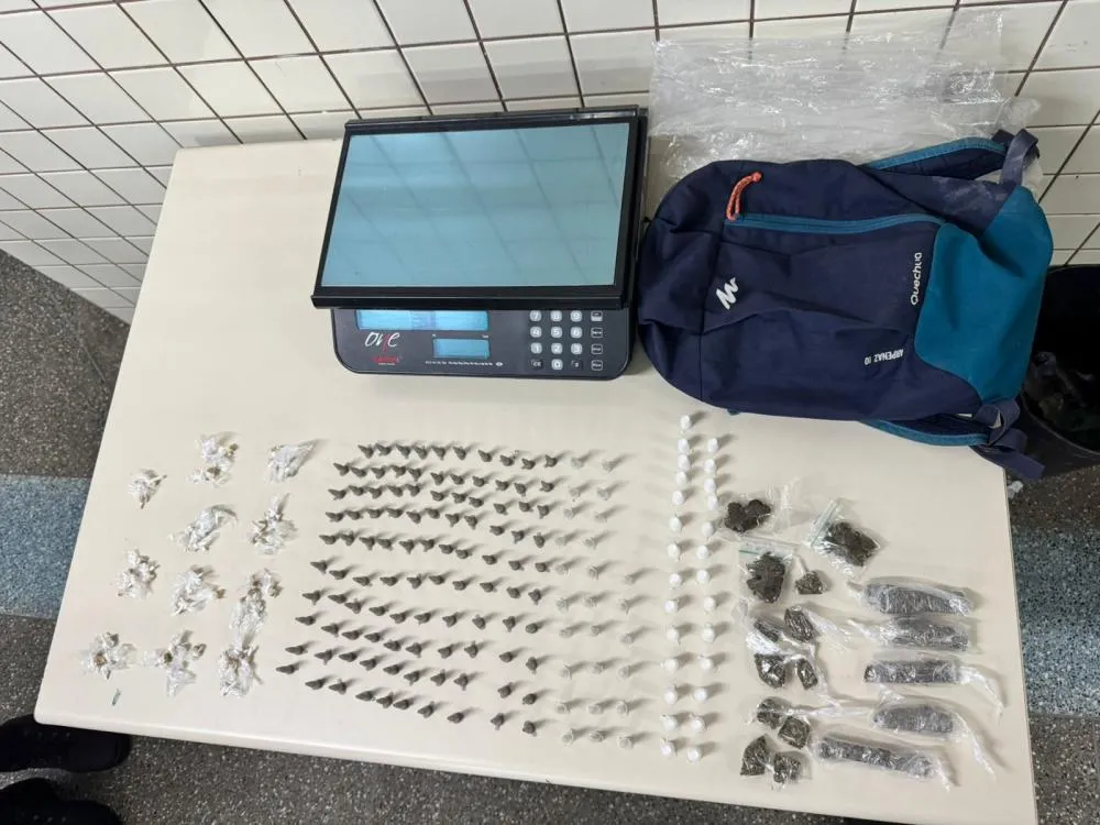 Suspeito de tráfico é preso pela PM em Vila de Abrantes