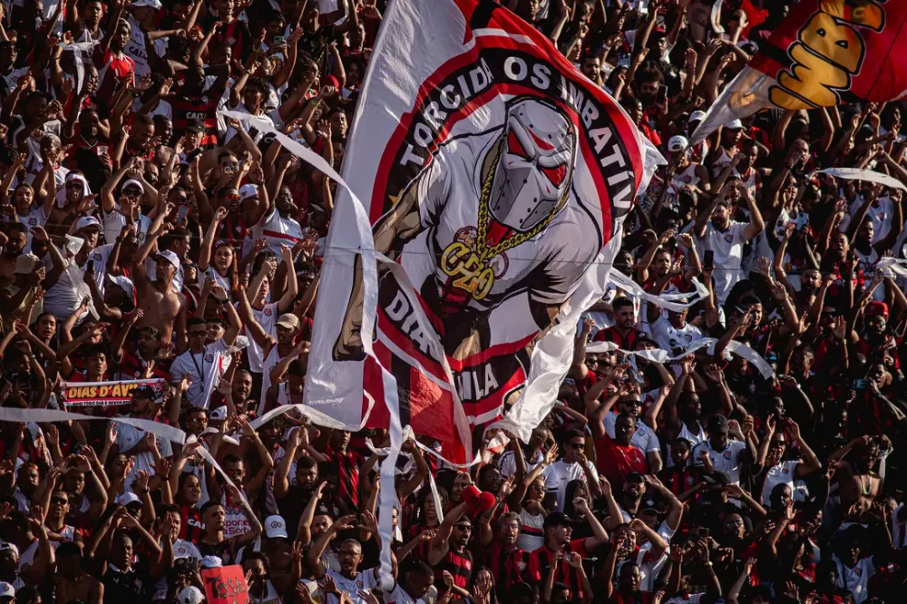 Vitória é julgado nesta segunda no STJD por homofobia e briga no BaVi