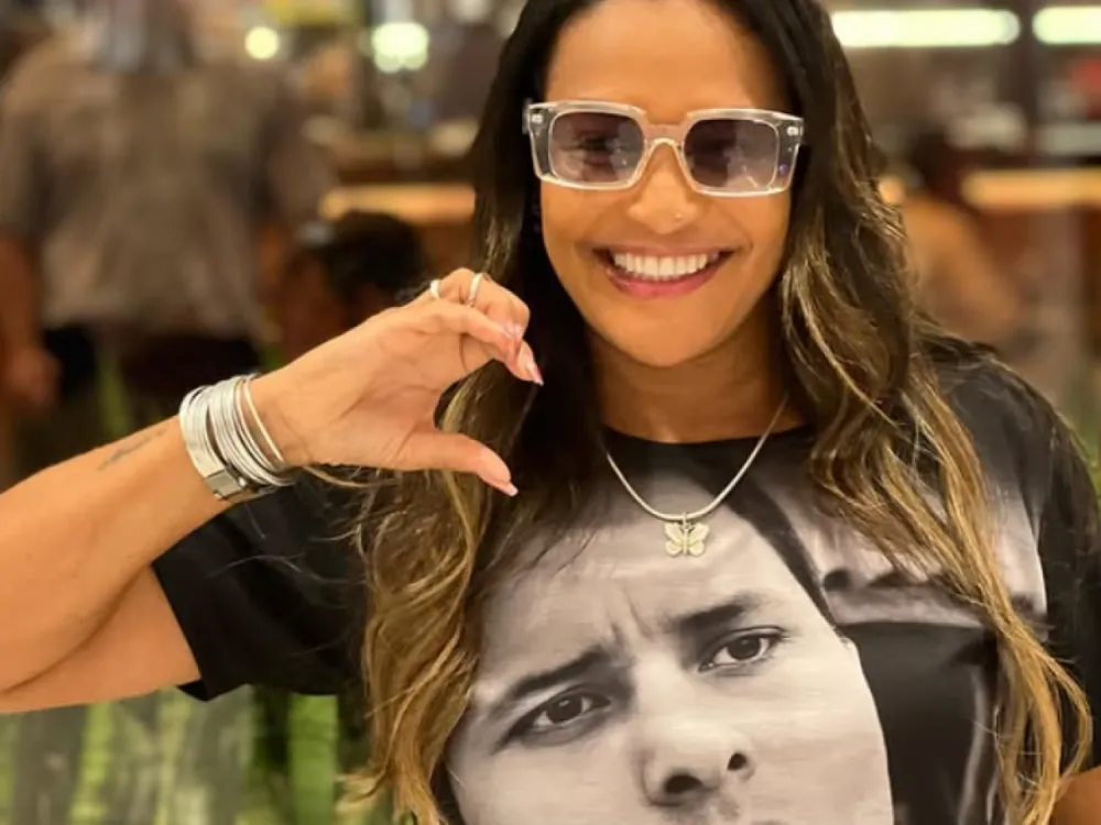 Mãe do rapper Oruam é considerada foragida em operação da Polícia Civil contra estrutura do Comando Vermelho