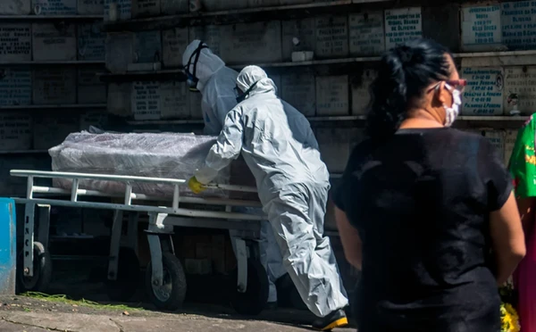 Seis anos após primeiros registros, covid-19 ainda provoca mortes na Bahia
