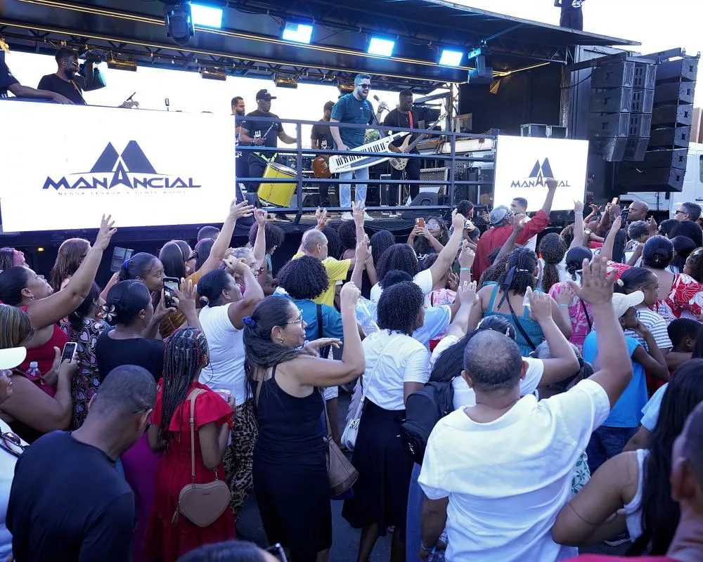 Marcha Para Jesus reúne fiéis e toma as ruas de Pojuca com louvores e orações