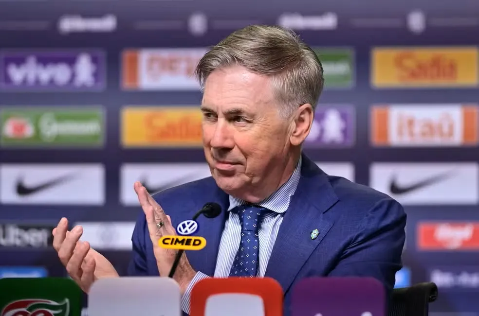 Ancelotti convoca a Seleção com Rayan, 3 do Flamengo e sem Neymar