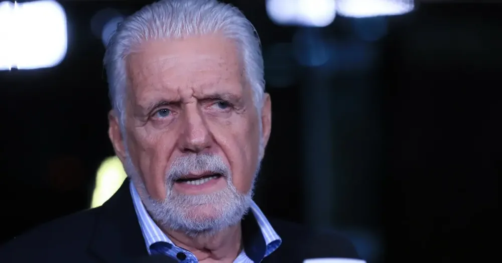 Jaques Wagner fala sobre envolvimento de nora com o banco Master e nega irregularidades