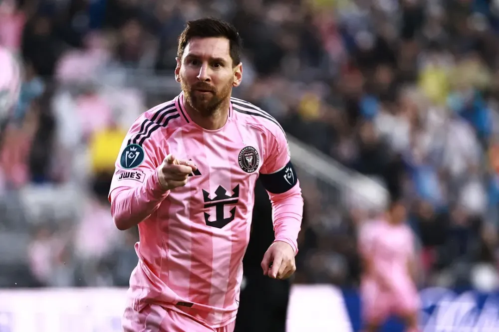 Lionel Messi marca pelo Inter Miami e chega a 900 gols na carreira