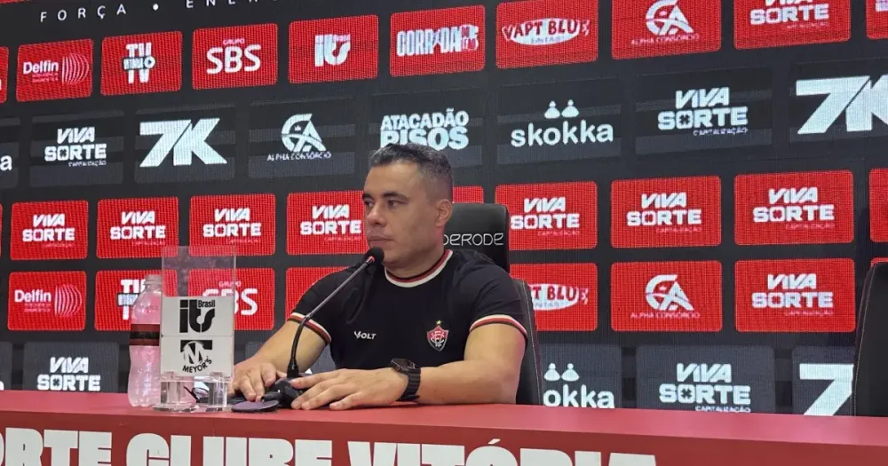 Jair Ventura elogia “primeiro tempo de almanaque” do Vitória e projeta rodagem no elenco para a Copa do Nordeste