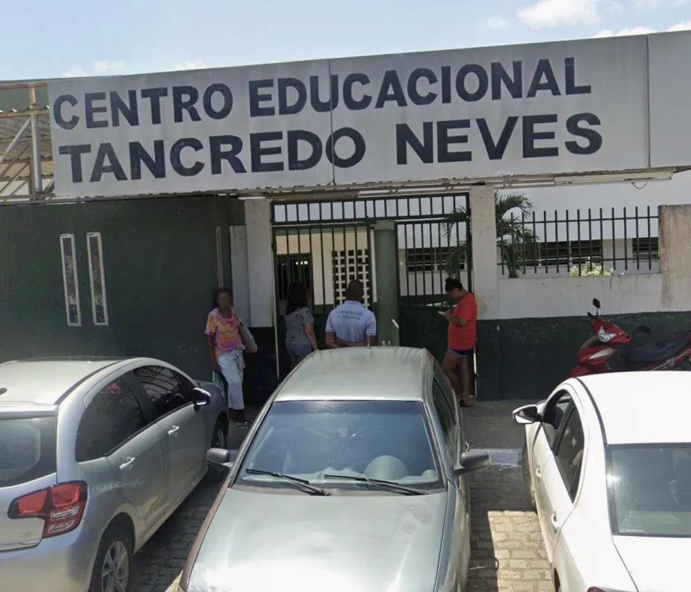 Estudante de 11 anos é espancado dentro de escola em Camaçari e precisa levar 21 ponto