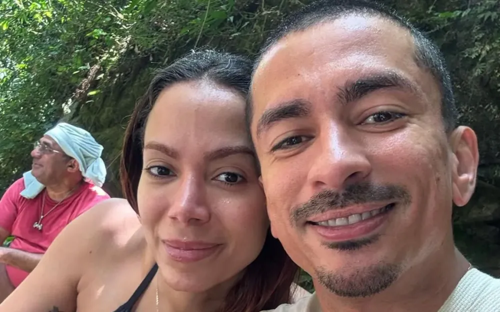 Irmão de Anitta é preso durante viagem internacional