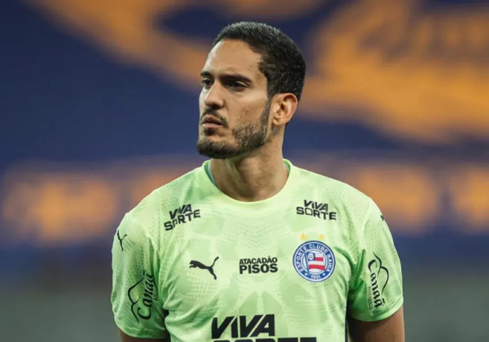 Goleiro do Bahia, Ronaldo informa que não precisará passar por cirurgia após lesão no cotovelo