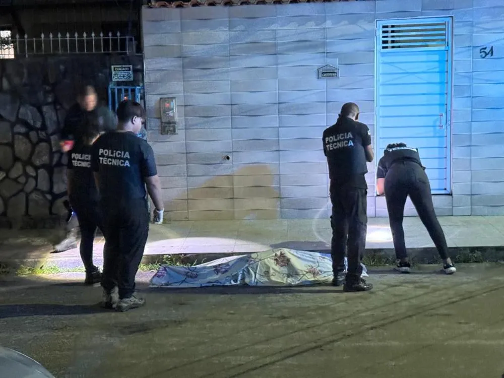 Jovem de 18 anos é assassinado a facadas na Bomba, em Camaçari 