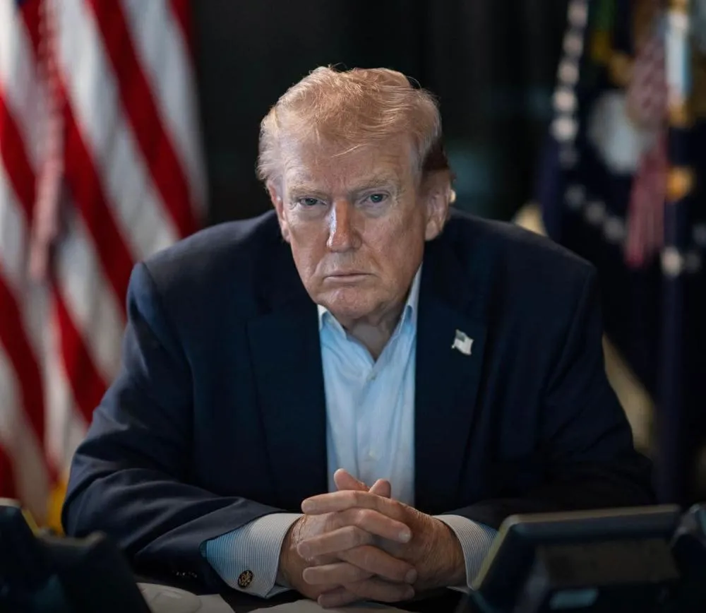 Trump amplia retórica bélica contra Irã e minimiza alta do petróleo