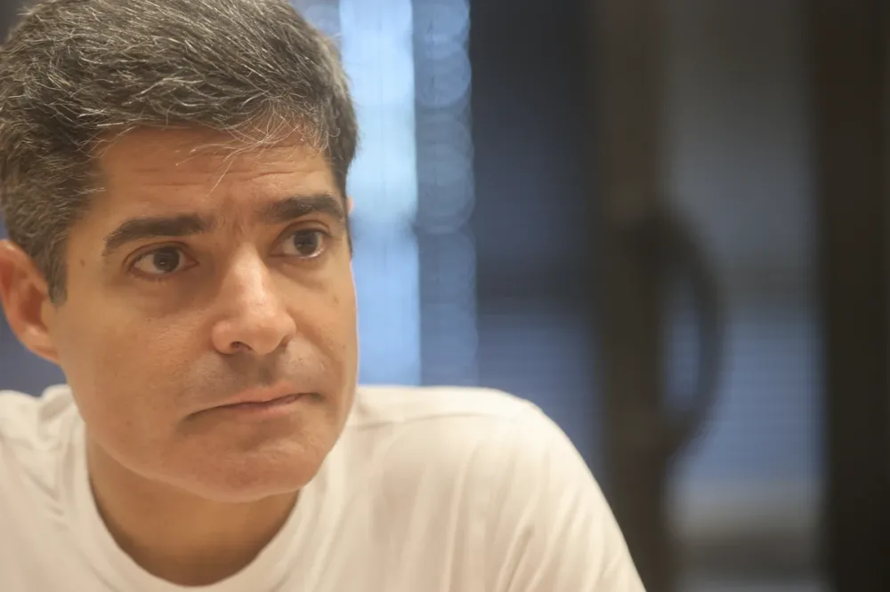 Mensagens expõem encontro entre ACM Neto e Daniel Vorcaro