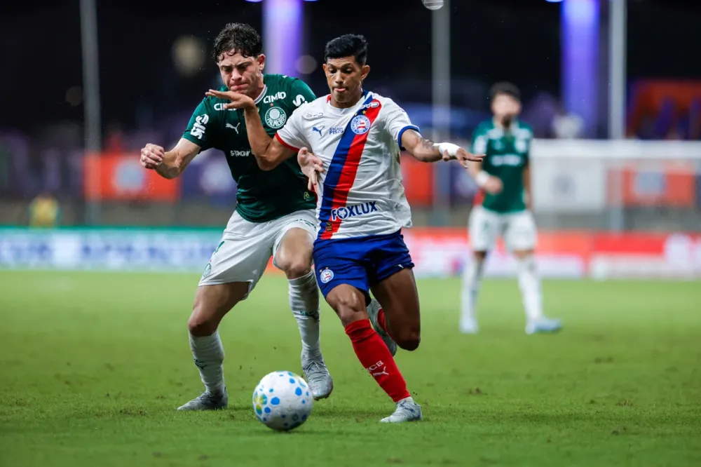 Bahia pressiona, mas vacila no fim e perde para o Palmeiras na Fonte Nova