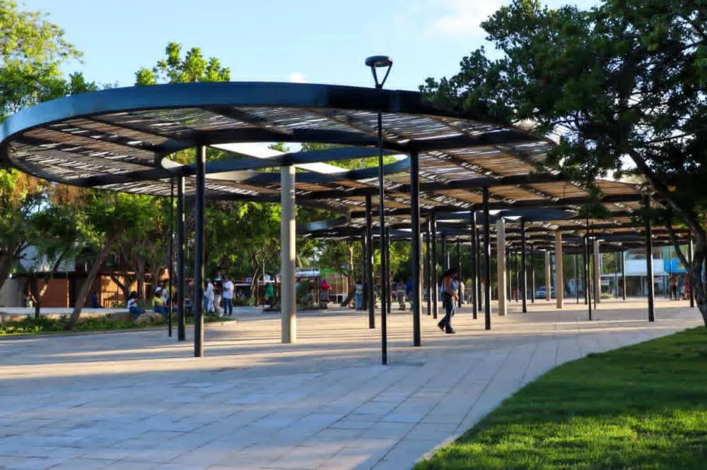Imbassaí ganha nova praça e pórtico em noite de entregas no litoral de Mata de São João