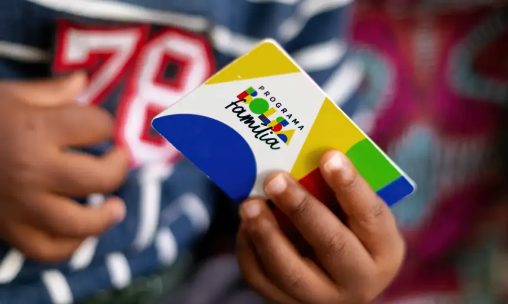 Caixa começa a pagar Bolsa Família de abril