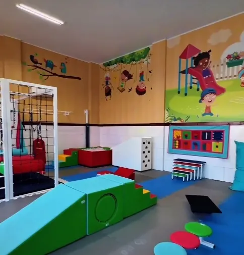 Prefeitura de Dias d’Ávila entrega sala multissensorial para atendimento especializado