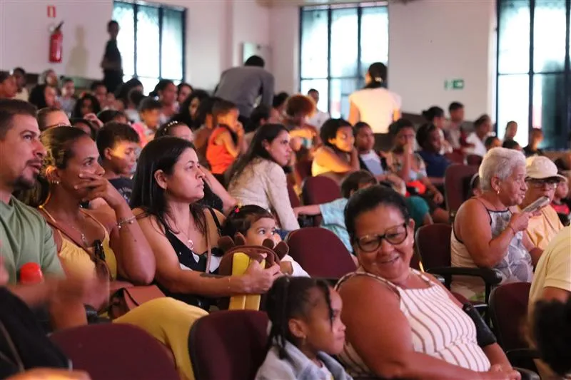 Cine SEMPS leva lazer e diversão à Casa da Cultura com exibição do filme Shrek