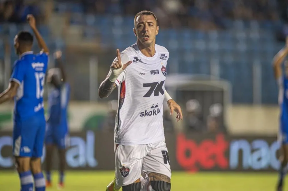 Vitória empata com Confiança, confirma liderança e enfrenta Ceará nas quartas da Copa do Nordeste