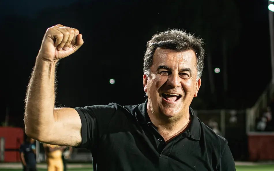 Fábio Mota elogia reforços do Vitória e revela interesse em adquirir trio emprestado