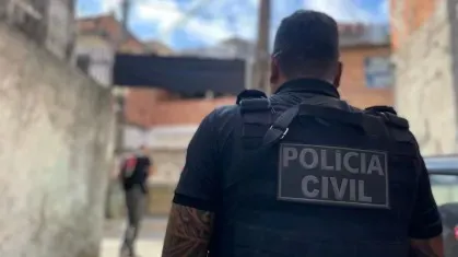 Suspeito é preso em Simões Filho por tráfico de drogas e posse ilegal de arma de fogo