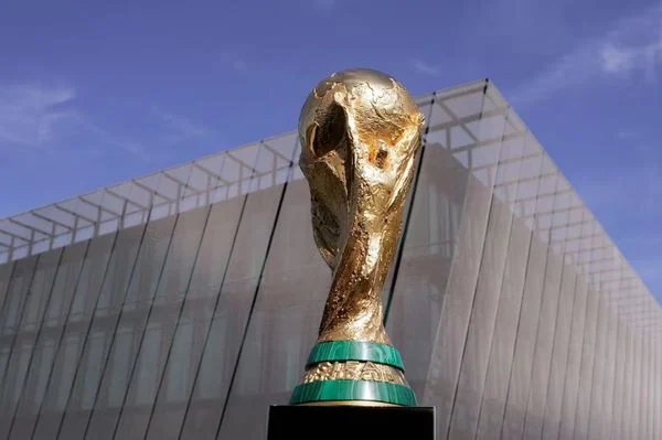 Seleção mexicana antecipa preparação para a Copa de 2026 e ameaça cortar atrasados