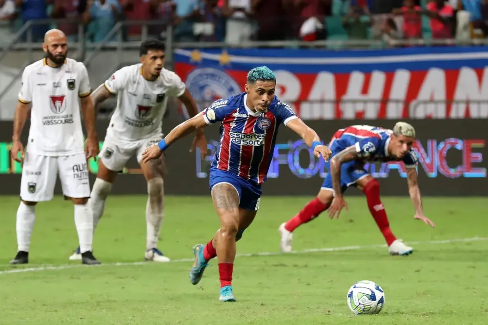 Ex-xodó do Bahia rescinde com clube de Série B após comportamento inadequado