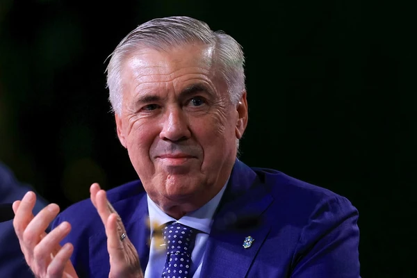 CBF encaminha renovação de Carlo Ancelotti até 2030
