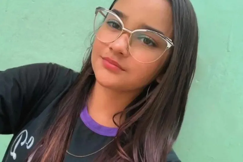 Adolescente de 16 anos morre após sofrer choque elétrico enquanto pranchava o cabelo na cidade de Central