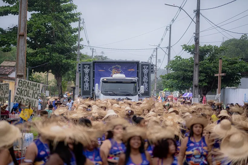 Bloco Espantalho inicia vendas de abadás para edição 2026 nesta sexta (15)