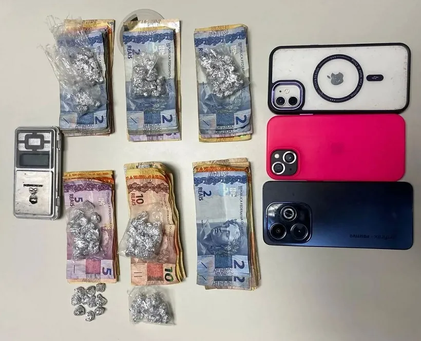 Seis mulheres são presas com drogas durante ação da PM no Phoc II, em Camaçari