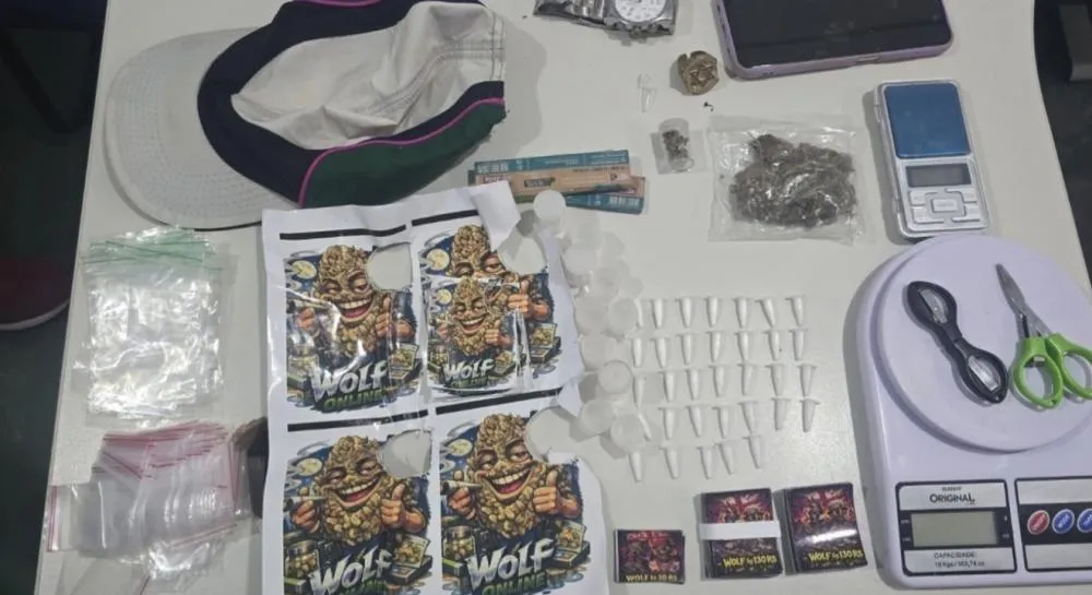 Homem é preso por tráfico de drogas em Barra de Pojuca, em Camaçari