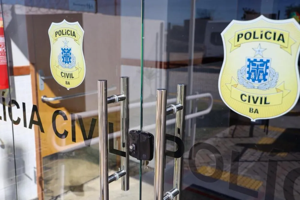 Polícia Civil prende em flagrante suspeito de furto qualificado e invasão de domicílio em Dias d’Ávila