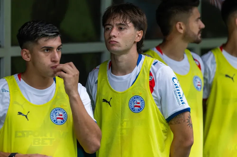 Román Gómez completa dois meses sem ser utilizado no Bahia por Ceni