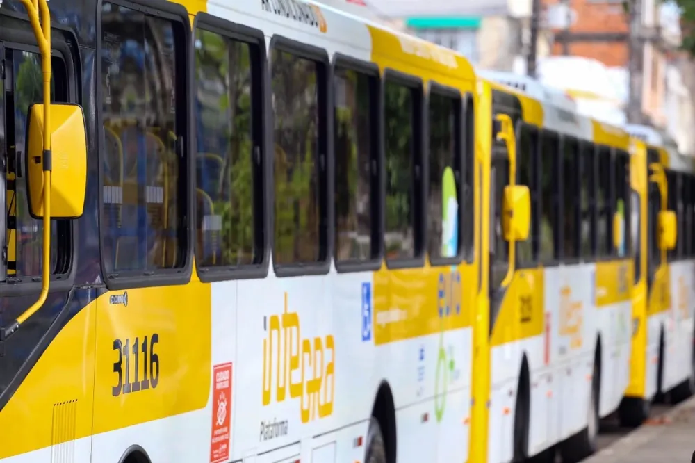 Rodada de negociação termina sem acordo e greve de rodoviários pode começar na sexta-feira (22) em Salvador