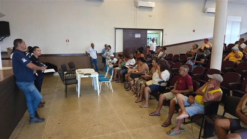 Prefeitura reúne ambulantes e barraqueiros para alinhar atuação durante festejos juninos
