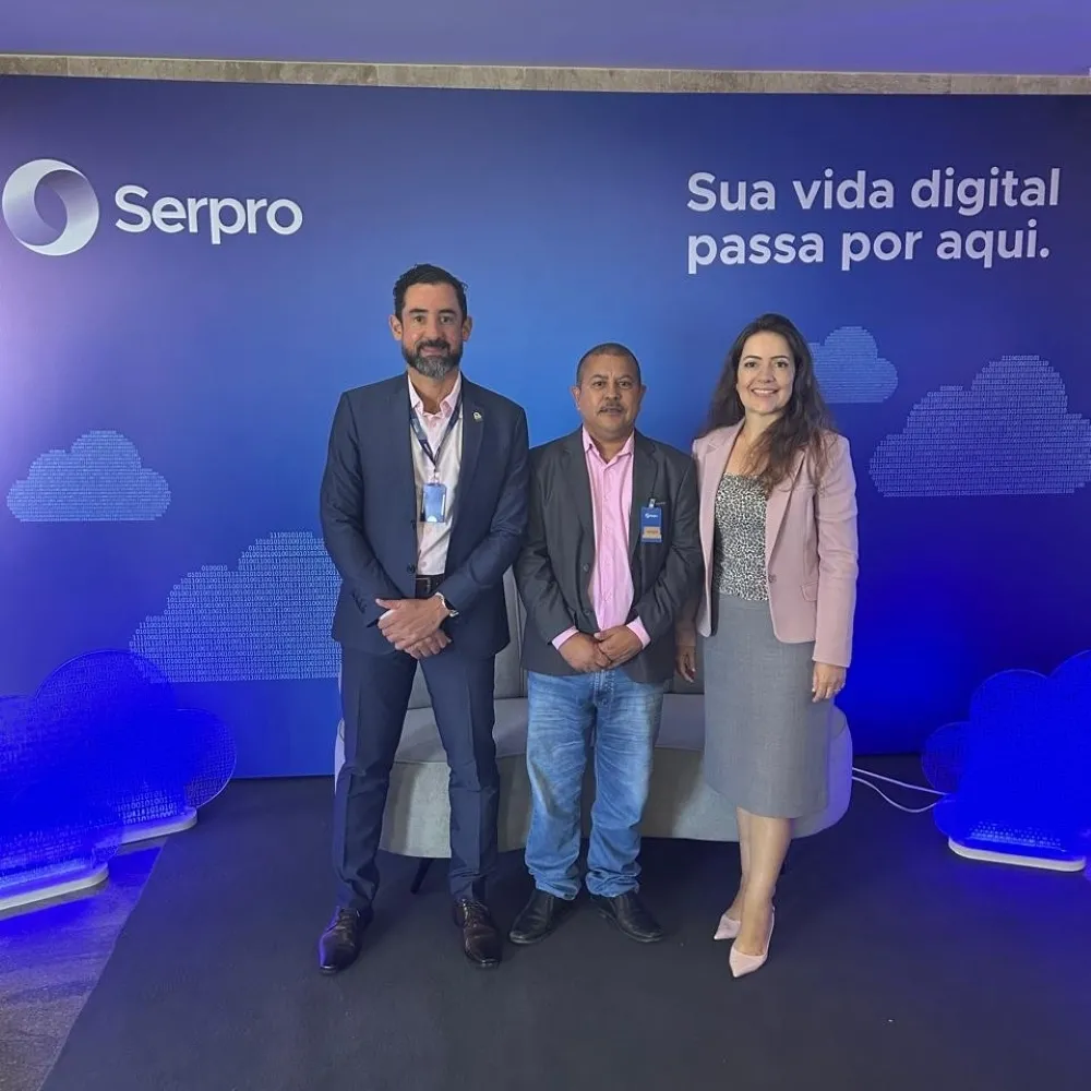 Pojuca participa de assinatura de parceria entre IFBA e SERPRO em Brasília