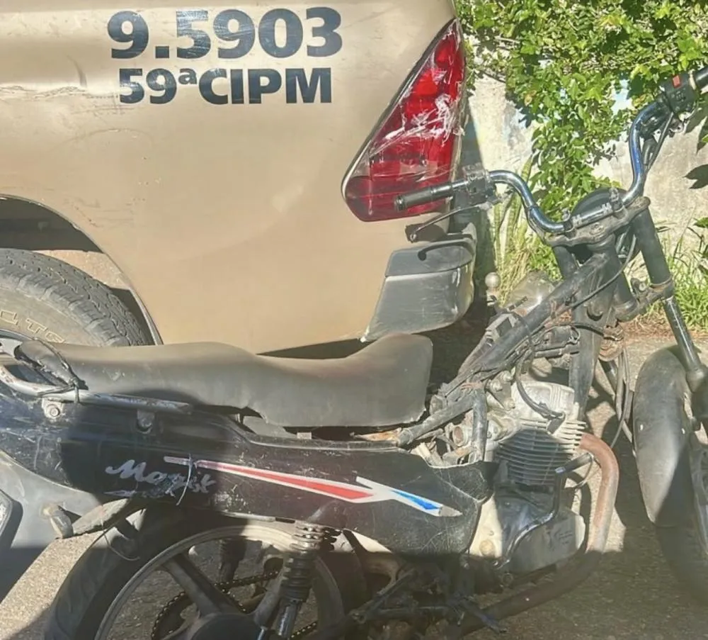 PM apreende motocicleta com sinais de adulteração em Barra do Pojuca, em Camaçari 