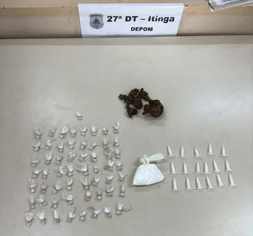 Homem com mandado de prisão em aberto é preso com drogas em Lauro de Freitas