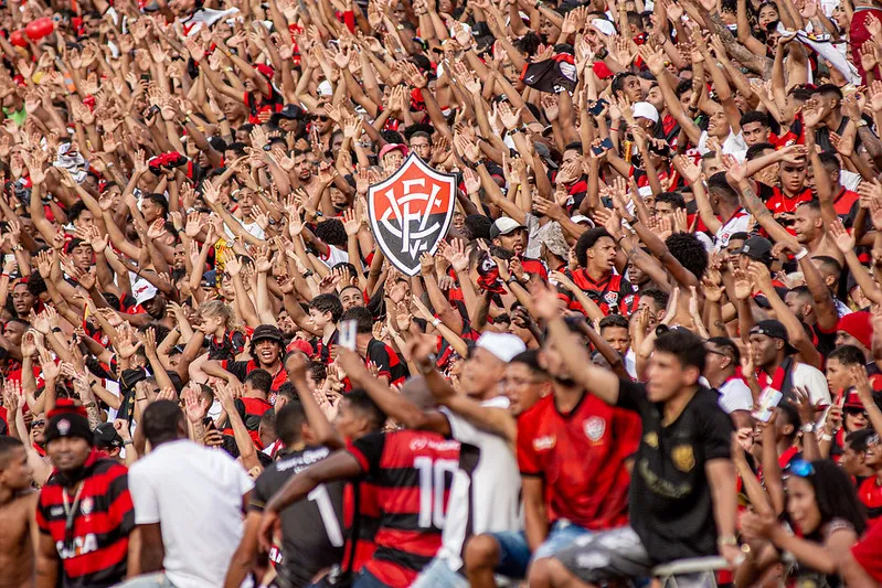 Vitória lança campanha para atingir 60 mil sócios-torcedores e convoca torcida rubro-negra