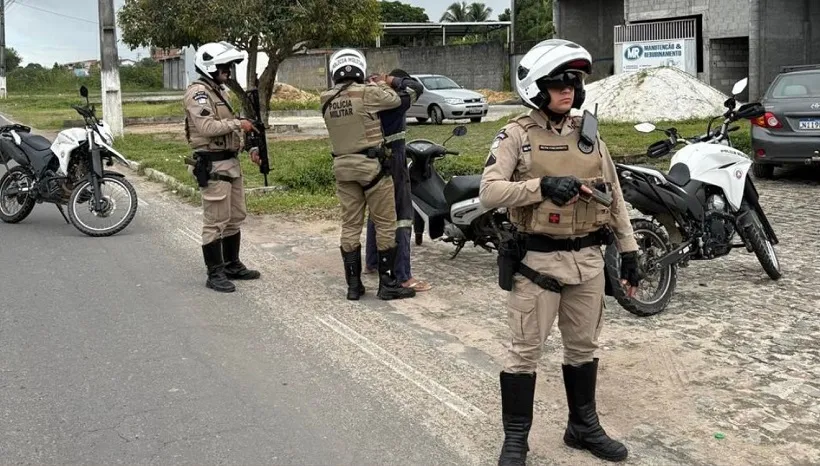 PM intensifica ações de motopatrulhamento em Dias d’Ávila